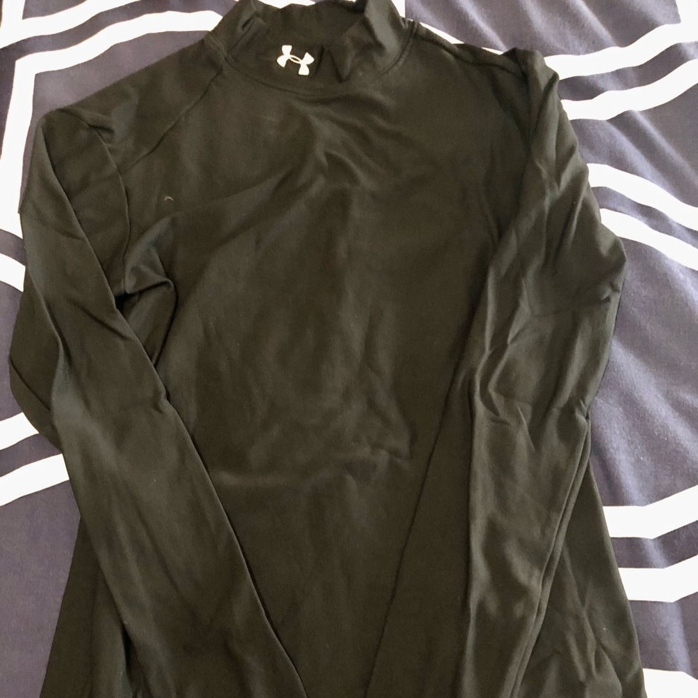 Long sleeved compression shirt